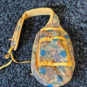 Patagonia Atom 8L Sling Bag